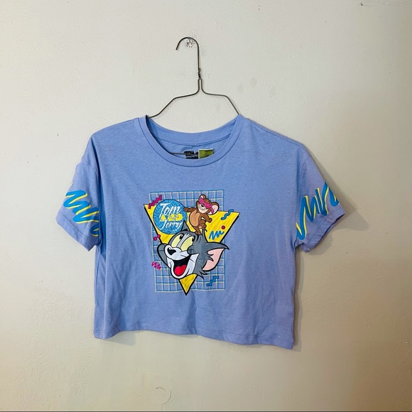 Tops - NWT Tom & Jerry Graphic Crop Top